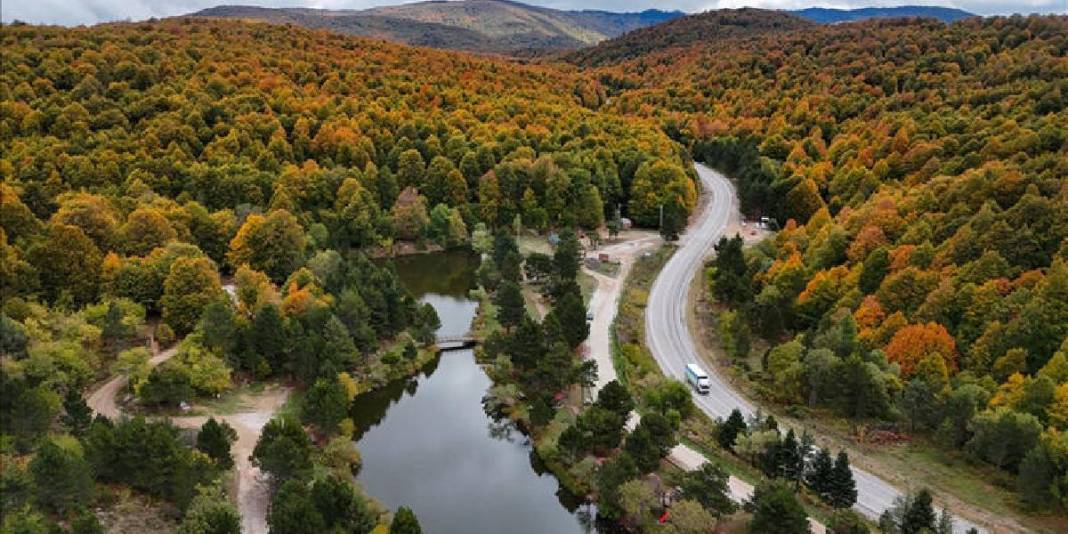 Osmanlı bu topraklarda kuruldu! Sonbahar renkleri güzelliğine güzellik kattı: Gören gözünü alamıyor 1